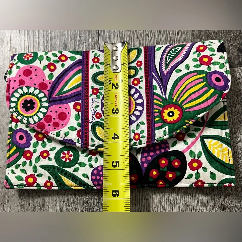 Vera Bradley large‎ wallet